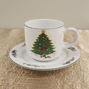 Panstone Christmas Cup and Saucer Set